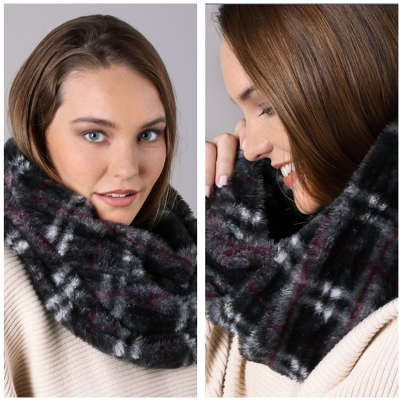 Accessories - Black and gray Plaid Soft Plush Snood scarf
